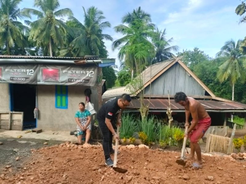 Berkontribusi Membangun Bulukumba, Juandy Tandean Gelontorkan Dana Pribadi Perbaiki Jalan di Tiga Desa