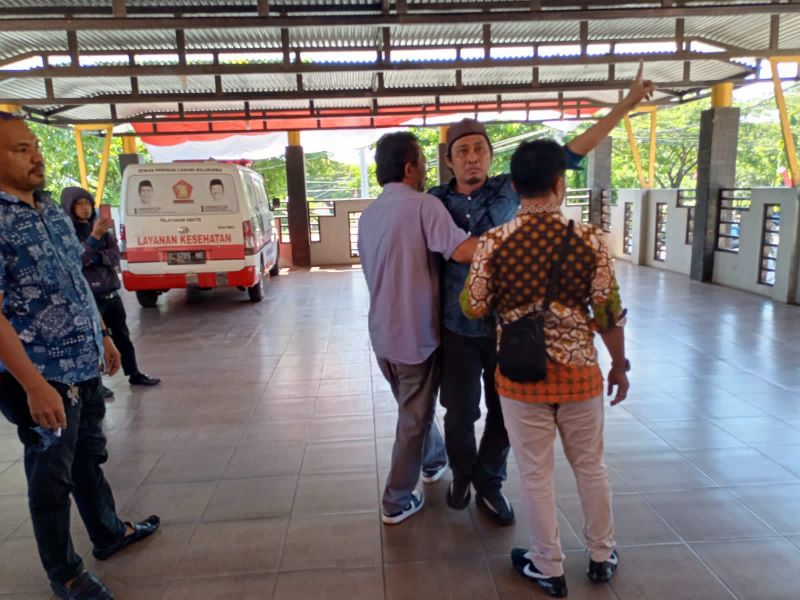 Seorang Warga Orasi Tunggal di DPRD Bulukumba Minta Wakil Rakyat Tidak Takut Kawal Pemerintahan 
