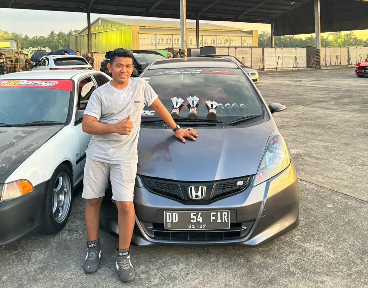 Safir Bengkel Bulukumba Boyong 4 Tropi Juara di Ajang Balap Drag Race Provensi Sulsel Seri-1