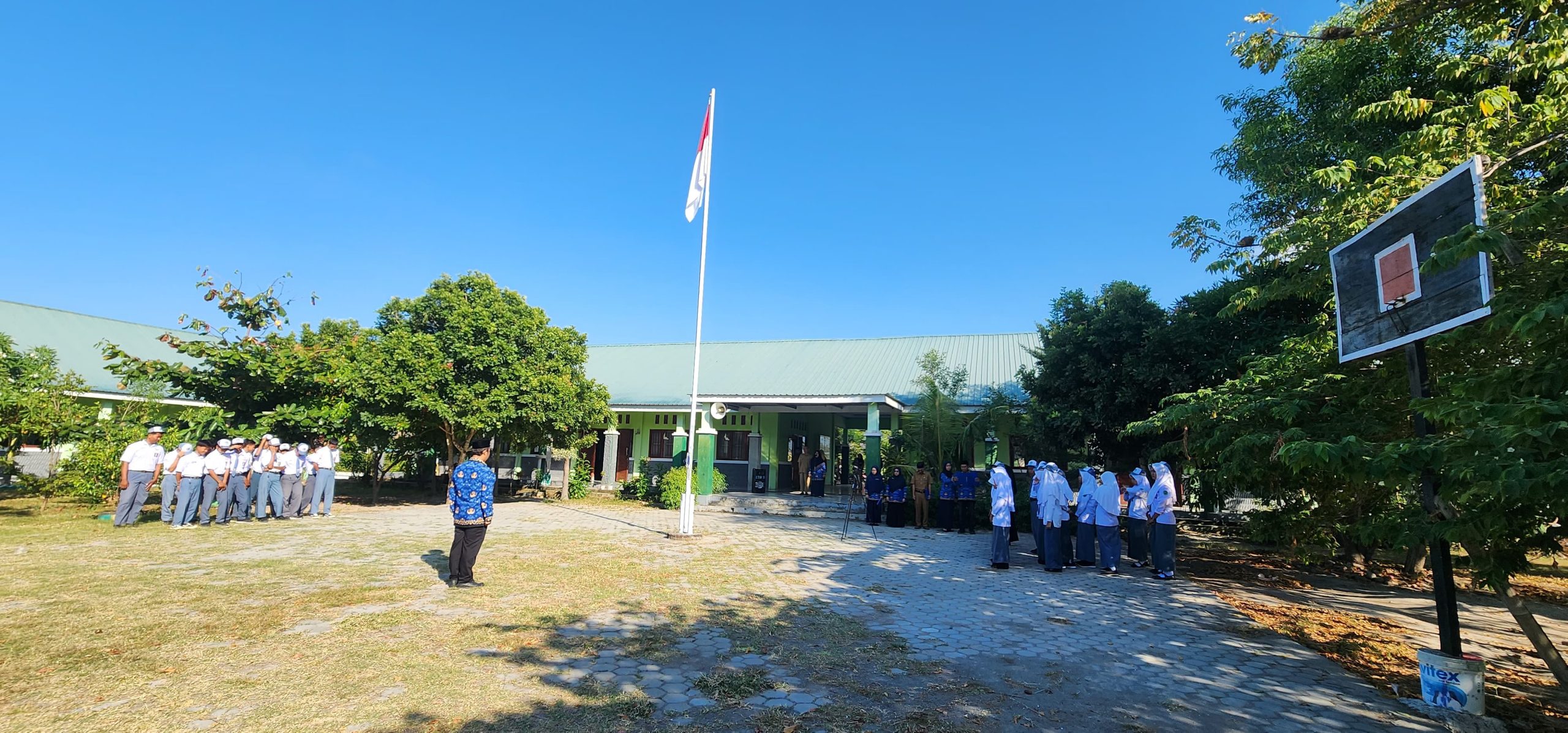 SMAN 19 Bulukumba Sukses Laksanakan Upacara Hari Kesadaran Nasional