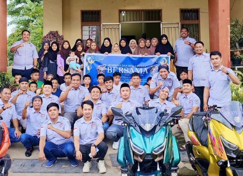 X -Max Rider Indonesia Chapter Bulukumba Berbagi Berkah di Bulan Ramadan