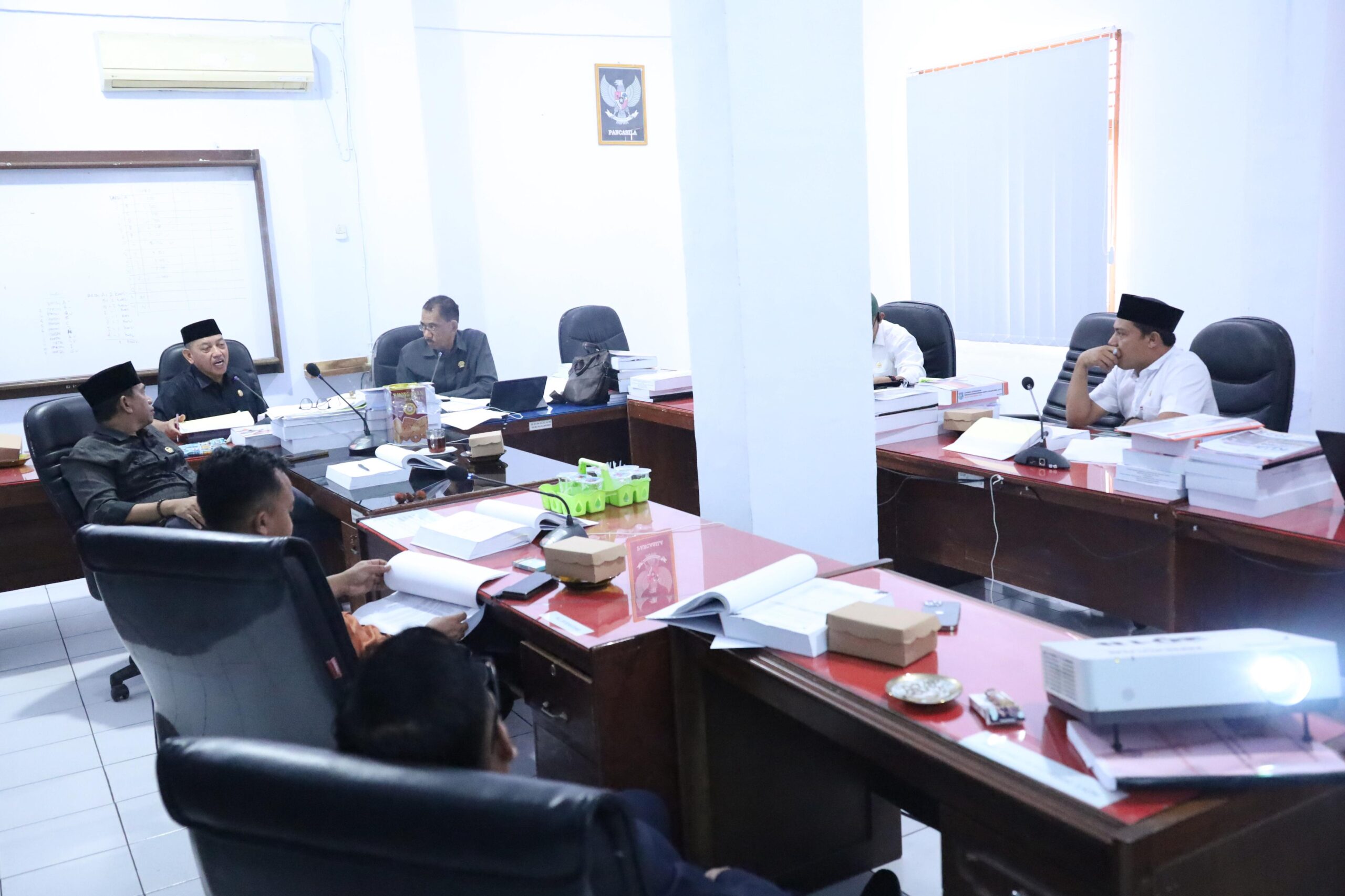 Pansus LKPJ DPRD Bulukumba Lanjutkan Pembahasan