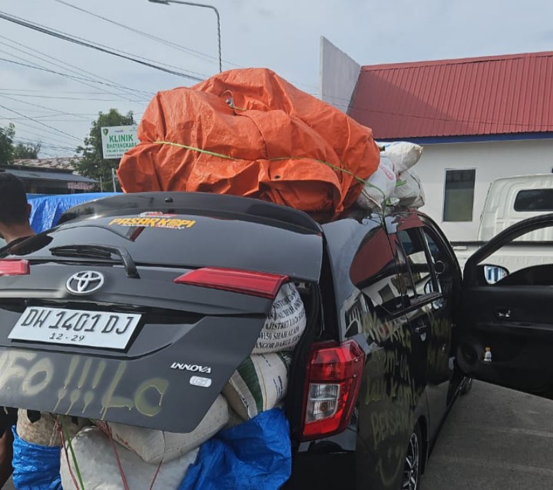 Satlantas Polres Bulukumba Tindak Tegas Mobil Omprengan Over Kapasitas