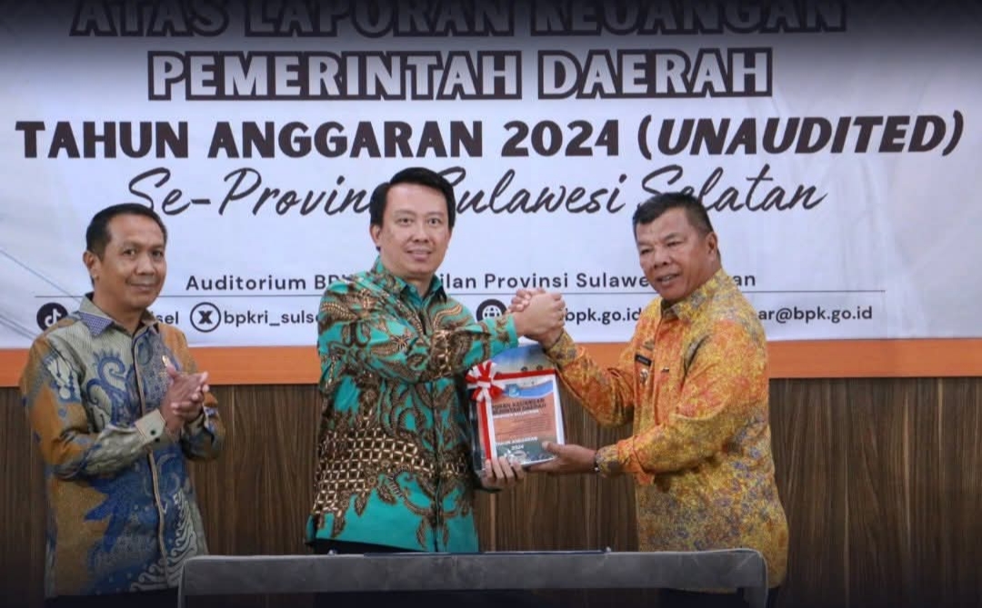 Wakil Ketua DPRD Bulukumba Hadiri Penyerahan LKPD Tahun Anggaran 2024 di Kantor BPK Sulsel