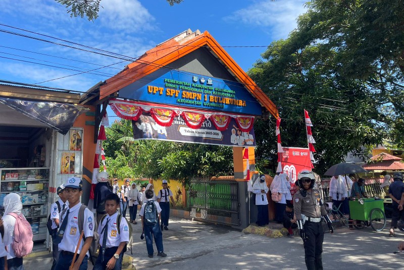 Respon Keluhan Warga, Polisi Lalulintas Hadir di Jam Pulang Sekolah