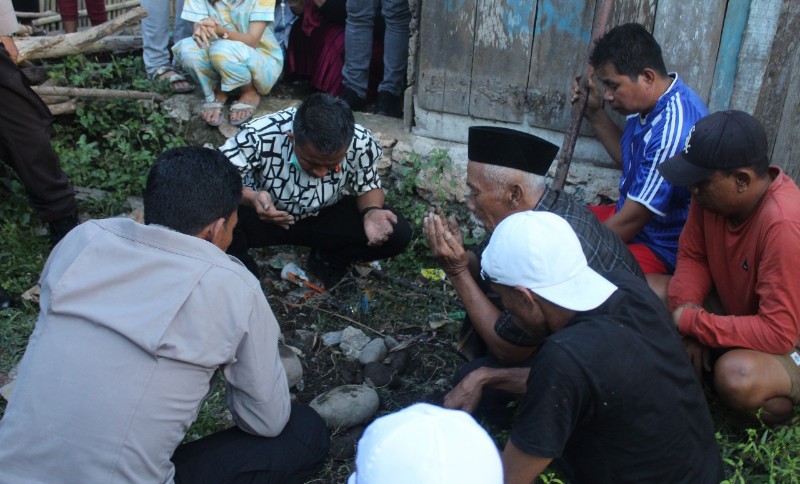 Jenazah Bayi Hasil Aborsi di Bulukumba Dimakamkan