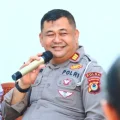Ultah ke 50, Kasat Lantas Polres Bulukumba Dapat Kejutan Istri dan Anggota  