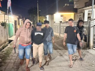 Polisi Tangkap Terduga Pelaku Pencuri Hp di Bulukumba Badik Ikut Disita