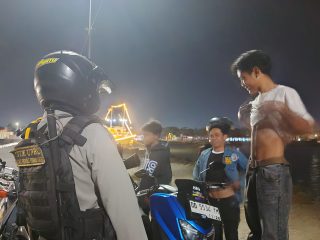 Cegah Kriminalitas di Jam Rawan, Patmor Polres Bulukumba Intensifkan Patroli Malam