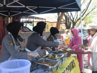 Polisi Bulukumba Ajak Warga Makan Gratis